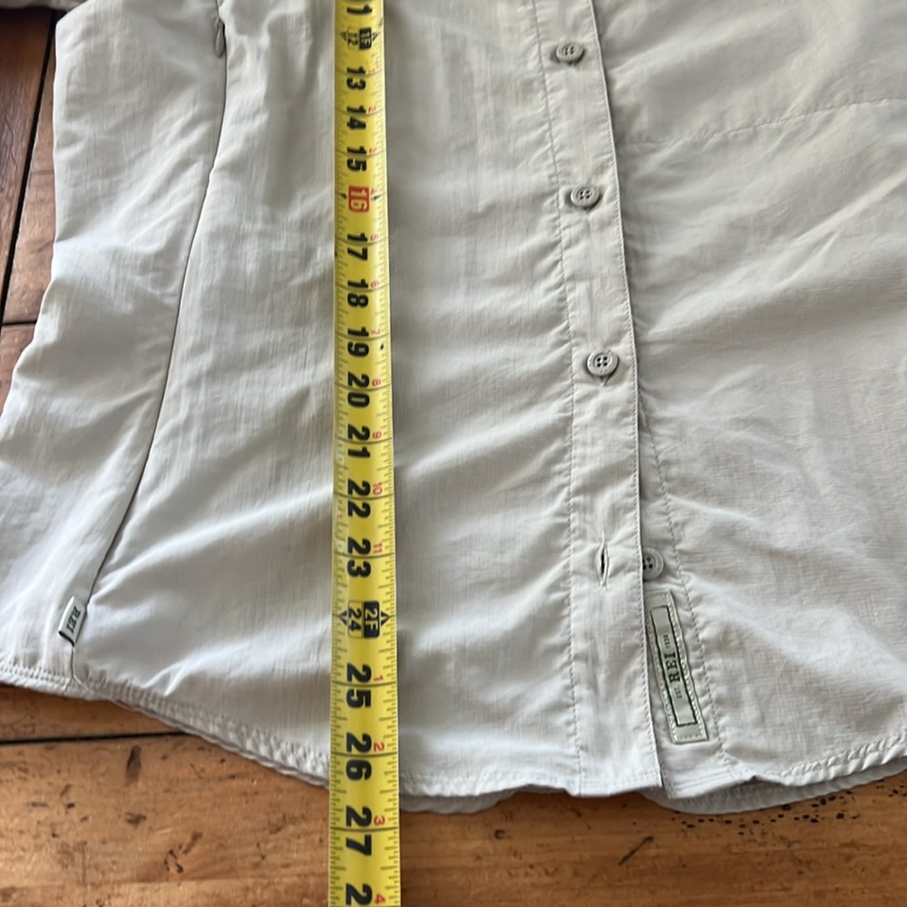 REI Co-op women’s button down shirt size L - Picture 10 of 11